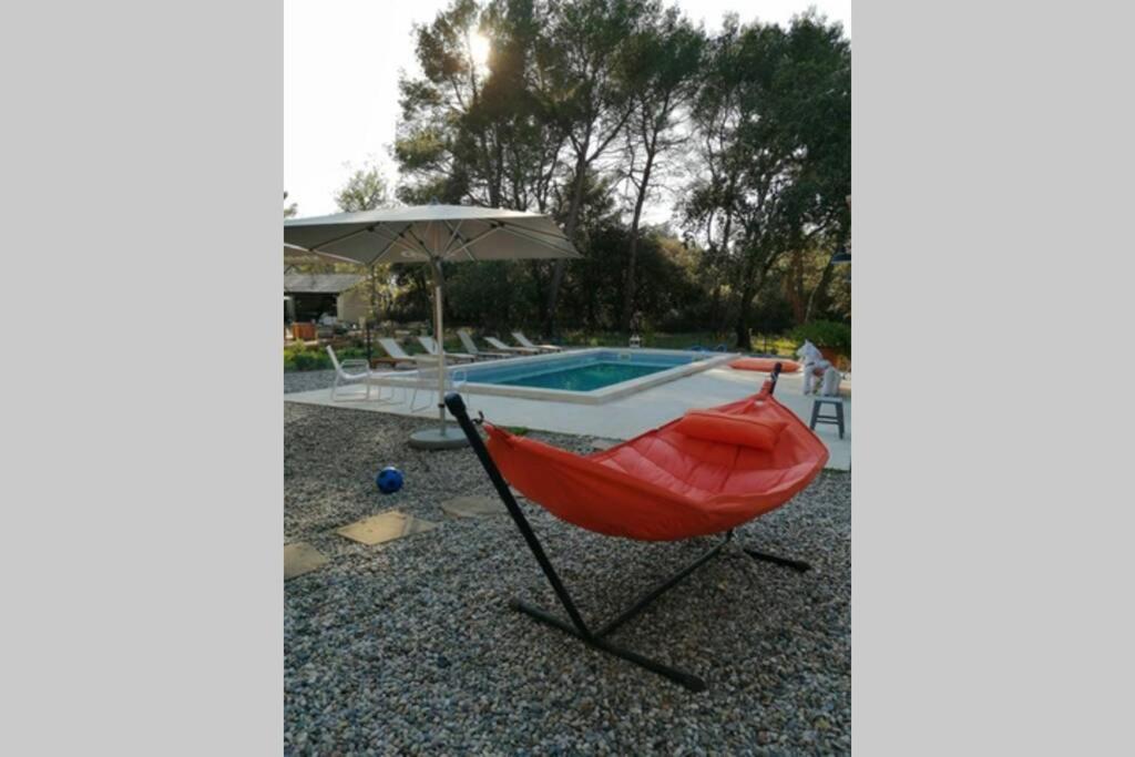 Gite Dans Les Pins Avec Piscine Villa มาซอง ภายนอก รูปภาพ